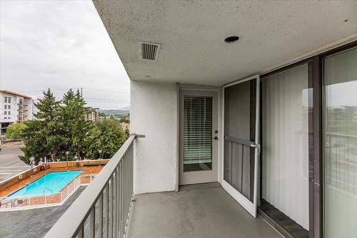 508-737 Leon Ave Avenue, Kelowna, BC - Outdoor With In Ground Pool With Exterior