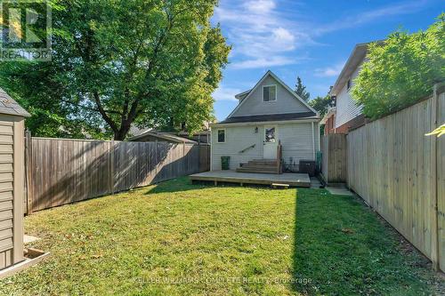 82 East 35Th Street, Hamilton, ON - Outdoor With Deck Patio Veranda