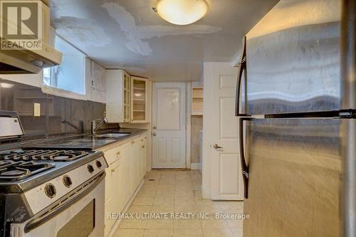 2 Dearbourne Avenue, Toronto, ON - Indoor Photo Showing Kitchen