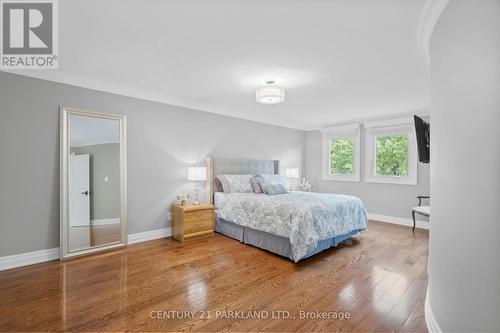 4 Lilley Court, Richmond Hill (North Richvale), ON - Indoor Photo Showing Bedroom