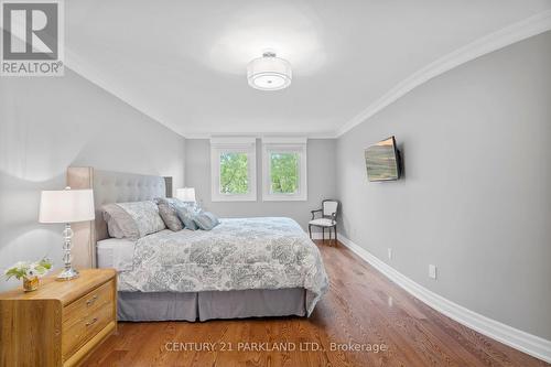 4 Lilley Court, Richmond Hill (North Richvale), ON - Indoor Photo Showing Bedroom