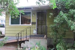 226 McIntosh STREET  Regina, SK S4R 5T9