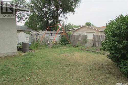 226 Mcintosh Street, Regina, SK - Outdoor