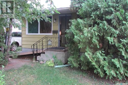 226 Mcintosh Street, Regina, SK - Outdoor