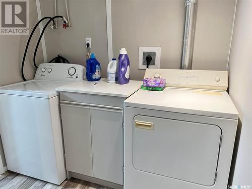 401 Kinistino Avenue W, Kinistino, SK - Indoor Photo Showing Laundry Room