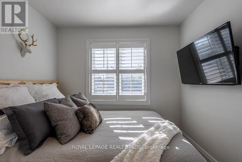 30 Orangeville Street, Erin (Hillsburgh), ON - Indoor Photo Showing Bedroom