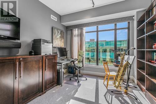 1395 Ellis Street Unit# 605, Kelowna, BC - Indoor Photo Showing Office