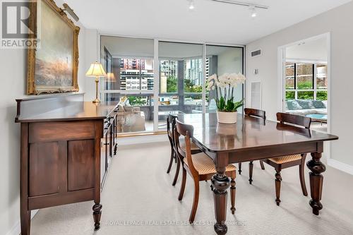 603 - 130 Carlton Street, Toronto (Cabbagetown-South St. James Town), ON - Indoor Photo Showing Dining Room