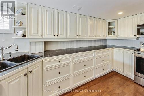 955 Coyston Drive, Oshawa (Eastdale), ON - Indoor Photo Showing Kitchen