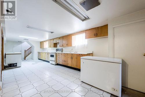 4 Burnley Avenue, Toronto (Wexford-Maryvale), ON - Indoor Photo Showing Kitchen