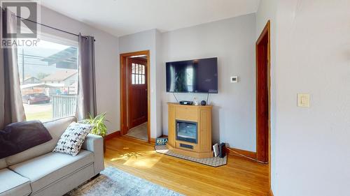 2250 Eighth  Avenue, Trail, BC - Indoor Photo Showing Other Room With Fireplace