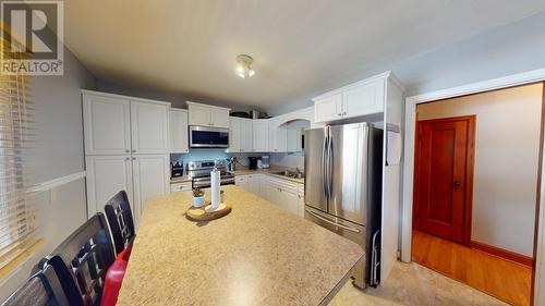 2250 Eighth  Avenue, Trail, BC - Indoor Photo Showing Kitchen