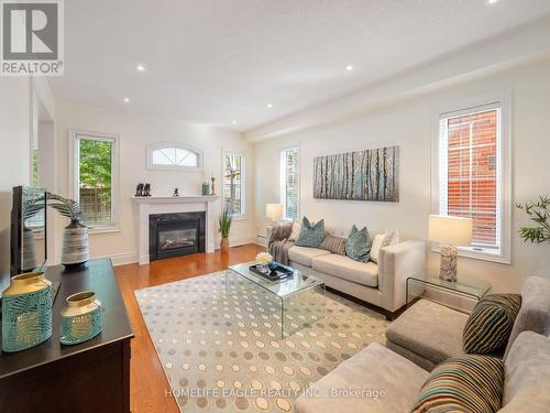 47 Hartwell Way, Aurora, ON - Indoor Photo Showing Living Room With Fireplace