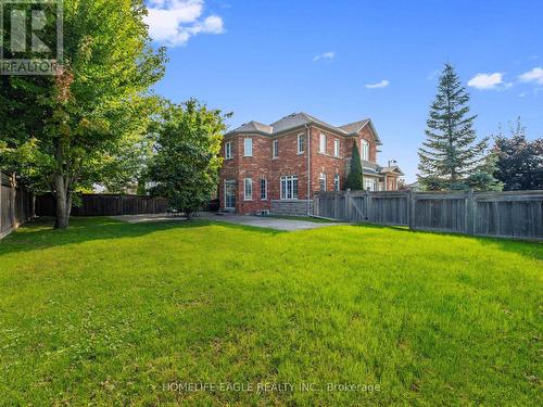 47 Hartwell Way, Aurora, ON - Outdoor With Backyard