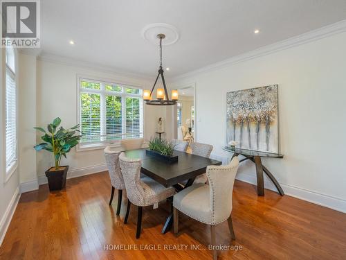 47 Hartwell Way, Aurora, ON - Indoor Photo Showing Dining Room