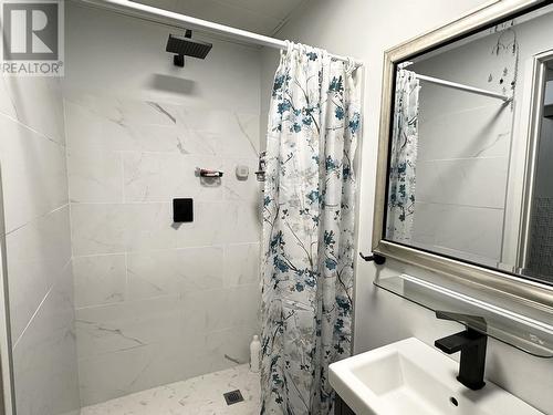 118 Brigade Drive, Prince George, BC - Indoor Photo Showing Bathroom