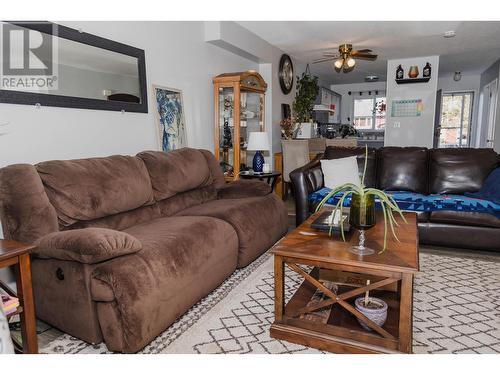 2144 Quince Street, Prince George, BC - Indoor Photo Showing Living Room