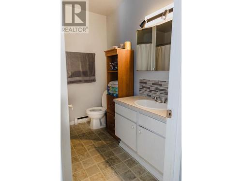 2144 Quince Street, Prince George, BC - Indoor Photo Showing Bathroom