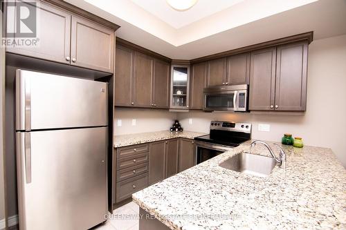 4139 Palermo Common, Burlington (Shoreacres), ON - Indoor Photo Showing Kitchen