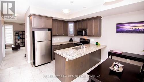 4139 Palermo Common, Burlington (Shoreacres), ON - Indoor Photo Showing Kitchen