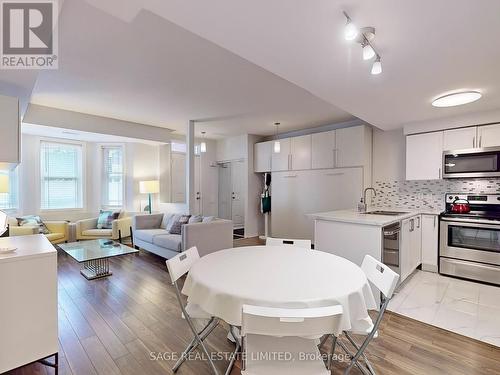 44 - 760 Lawrence Avenue W, Toronto (Yorkdale-Glen Park), ON - Indoor Photo Showing Kitchen