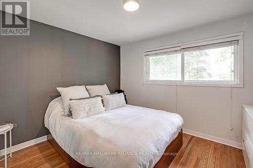 548 Swann Drive, Oakville (Bronte West), ON - Indoor Photo Showing Bedroom