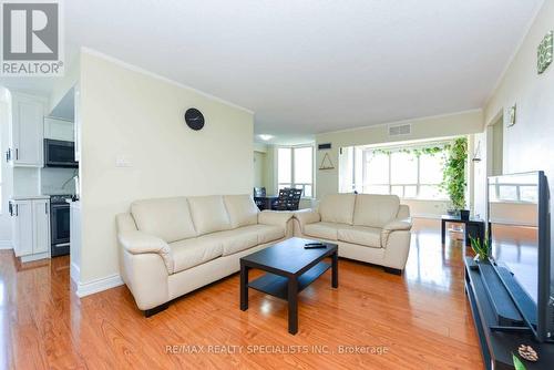 1010 - 20 Cherrytree Drive, Brampton (Fletcher'S Creek South), ON - Indoor Photo Showing Living Room