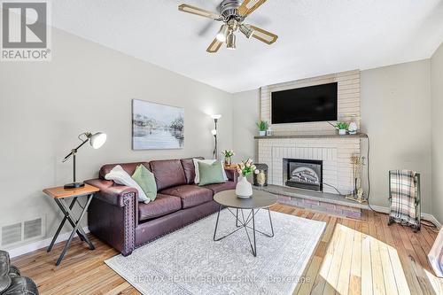 5 Mossbank Drive, Brampton (Fletcher'S Creek South), ON - Indoor Photo Showing Living Room With Fireplace