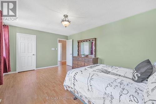 5 Mossbank Drive, Brampton (Fletcher'S Creek South), ON - Indoor Photo Showing Bedroom