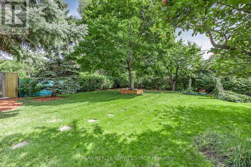 5 Mossbank Drive, Brampton (Fletcher'S Creek South), ON - Outdoor