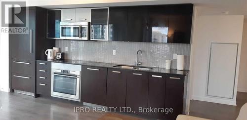 1909 - 5162 Yonge Street, Toronto, ON - Indoor Photo Showing Kitchen With Double Sink With Upgraded Kitchen