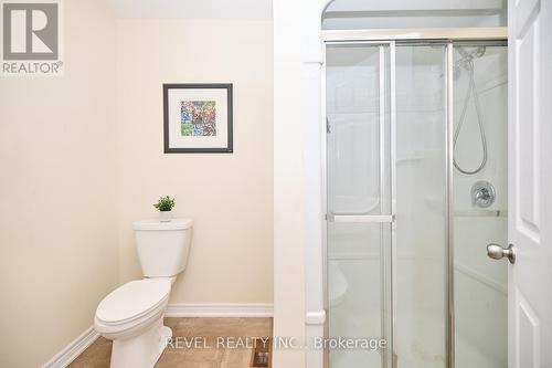 91 Bell Street, Port Colborne, ON - Indoor Photo Showing Bathroom