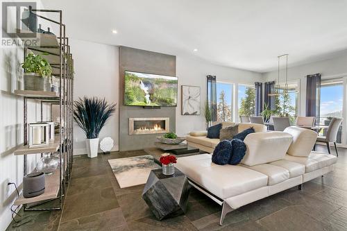 3223 King Road, West Kelowna, BC - Indoor Photo Showing Living Room With Fireplace