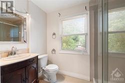 Main Bathroom - upper level - 