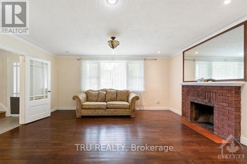 1657 Alta Vista Drive, Ottawa, ON - Indoor Photo Showing Living Room With Fireplace