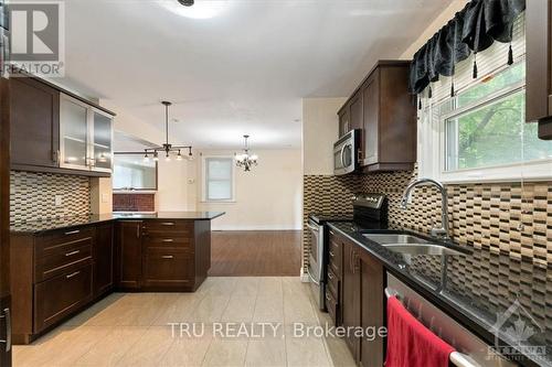 1657 Alta Vista Drive, Ottawa, ON - Indoor Photo Showing Kitchen With Double Sink With Upgraded Kitchen