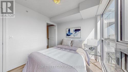 2510 - 275 Yorkland Road, Toronto, ON - Indoor Photo Showing Bedroom