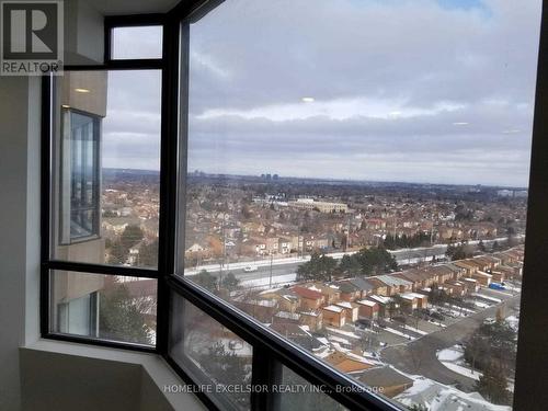 1402 - 7601 Bathurst Street, Vaughan, ON -  With View