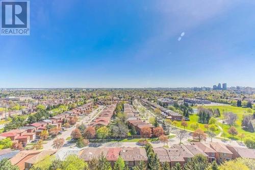 1402 - 7601 Bathurst Street, Vaughan, ON - Outdoor With View