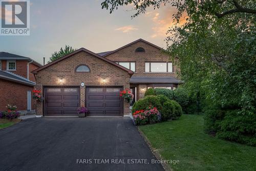 12 Lincoln Place, Markham, ON - Outdoor With Facade