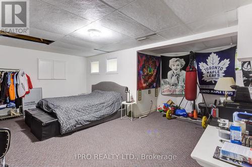 39 Downer Crescent, Wasaga Beach, ON - Indoor Photo Showing Bedroom