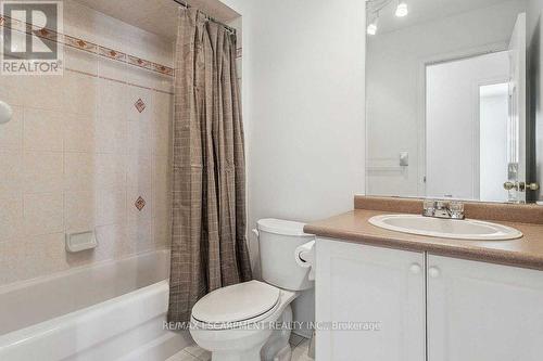 3120 Wheatstone Avenue, Mississauga, ON - Indoor Photo Showing Bathroom