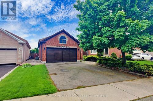 69 Red Maple Drive, Brampton (Brampton West), ON - Outdoor