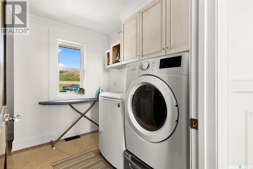 307A Currie Avenue, Round Lake, SK - Indoor Photo Showing Laundry Room