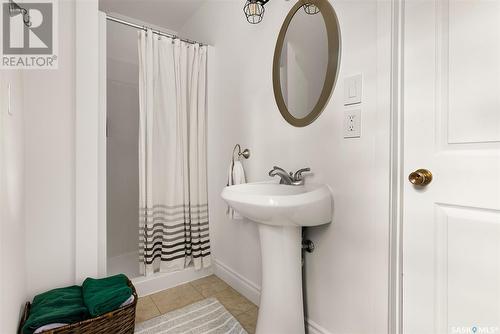 307A Currie Avenue, Round Lake, SK - Indoor Photo Showing Bathroom