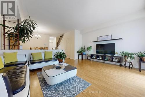 13 - 3029 Finch Avenue W, Toronto (Humbermede), ON - Indoor Photo Showing Living Room