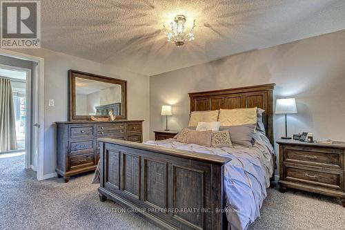 100 Midale Crescent, London, ON - Indoor Photo Showing Bedroom