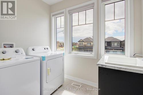 111 Petch Avenue, Caledon, ON - Indoor Photo Showing Laundry Room