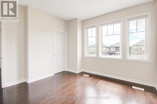 111 Petch Avenue, Caledon, ON - Indoor Photo Showing Other Room