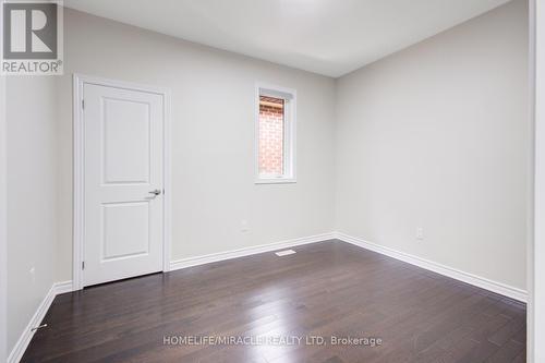 111 Petch Avenue, Caledon, ON - Indoor Photo Showing Other Room